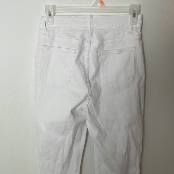 SHEIN white tall slant ripped skinny jeans size small - Picture 4 of 7